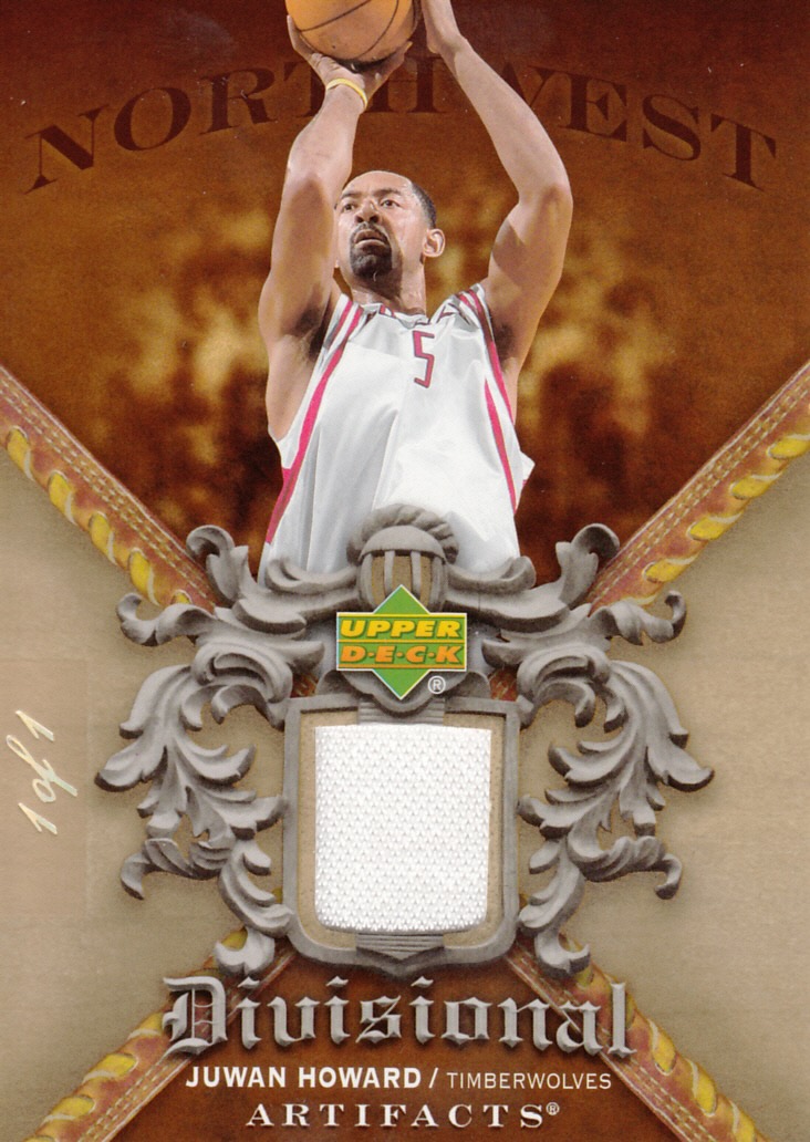 Front view of Juwan Howard 2007-08 UD Artifacts #DA-JH basketball card - Gold edition (Dallas Mavericks)